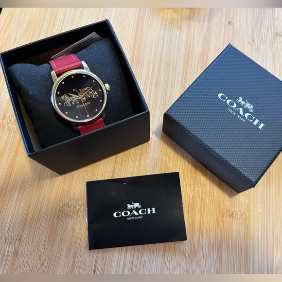 Coach Grand Watch With 36mm Black Face With Golden Carriage & Red Leathe… - Picture 5 of 7